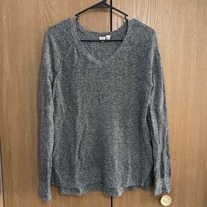 Gap Heather Grey Vneck Sweater